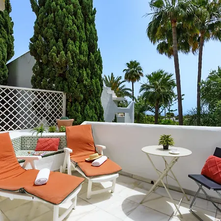 Eden Hills By Interhome Marbella